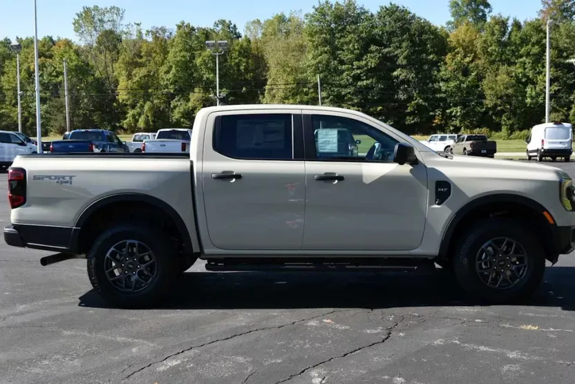 2025 Ford Ranger XLT photo 1