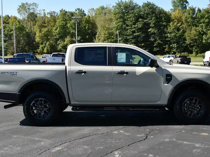 2025 Ford Ranger XLT photo 1