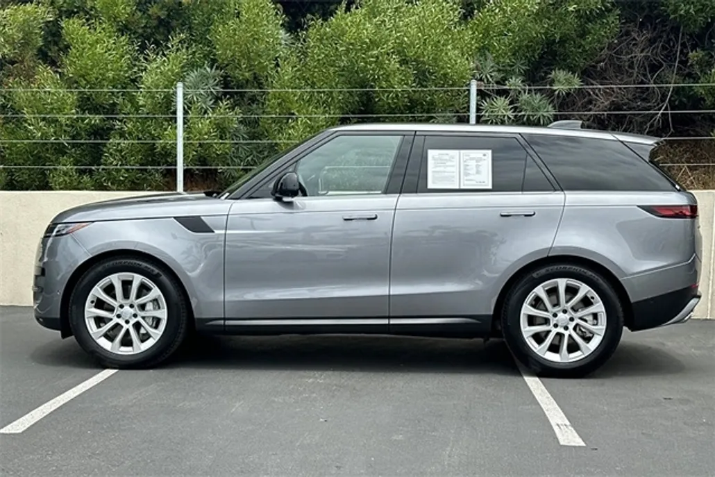 2025 Land Rover Range Rover Sport P360 S photo 1