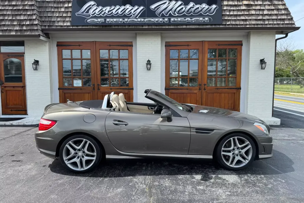2015 Mercedes Benz SLK 350 photo 1