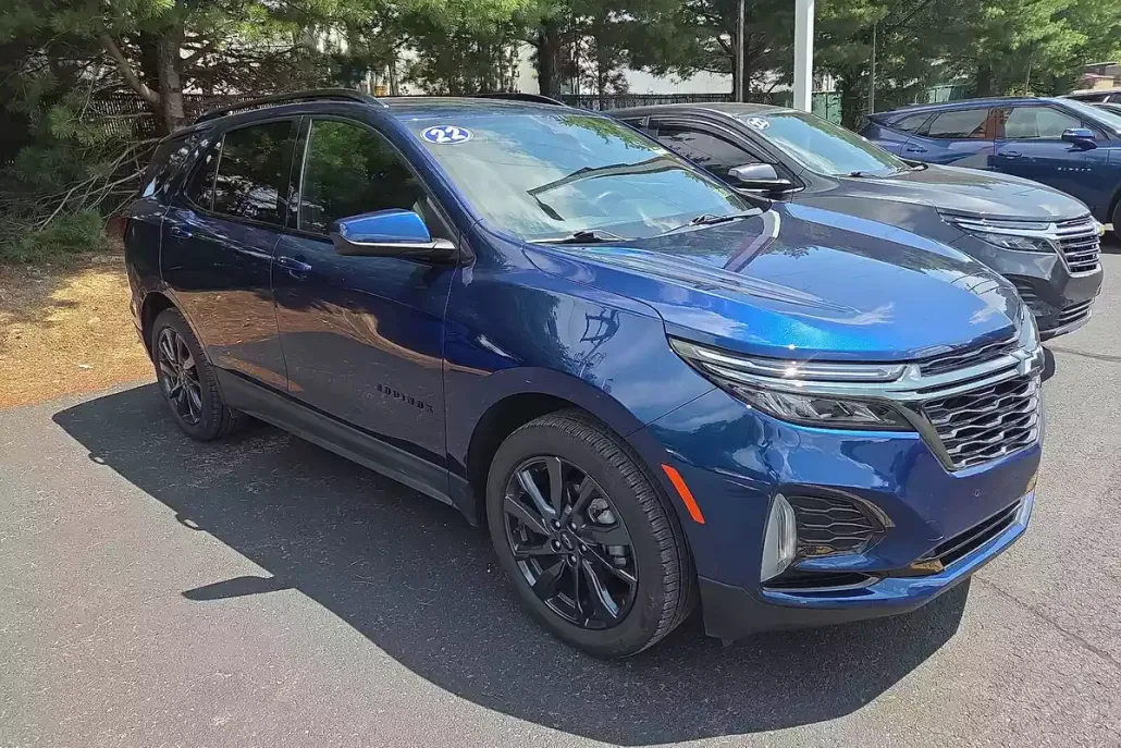 2022 Chevrolet Equinox RS photo 1