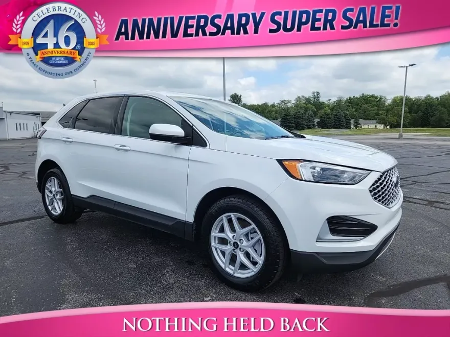2024 Ford Edge SEL photo 1