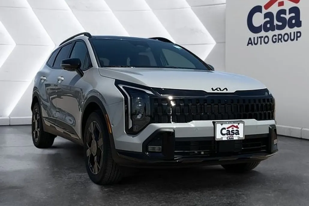 2026 Kia Sportage X-Line photo 1