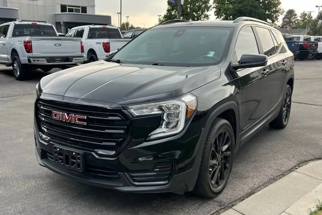 2023 Gmc Terrain SLE photo 1
