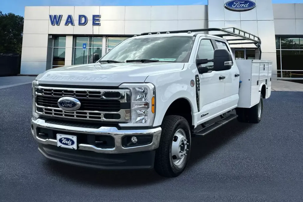 2024 Ford F-350 XL photo 1