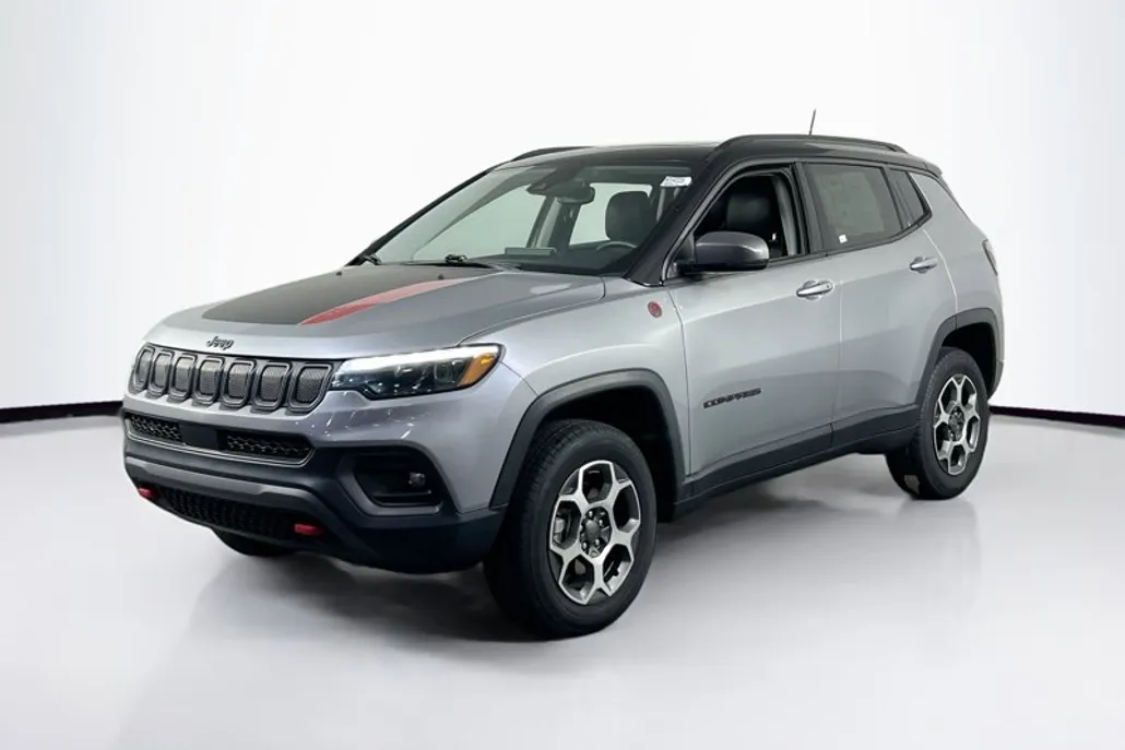 2022 Jeep Compass Trailhawk photo 1