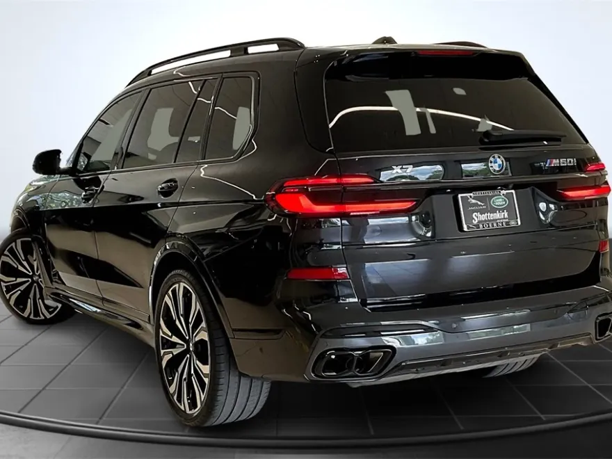 2024 Bmw X7 M60i photo 1