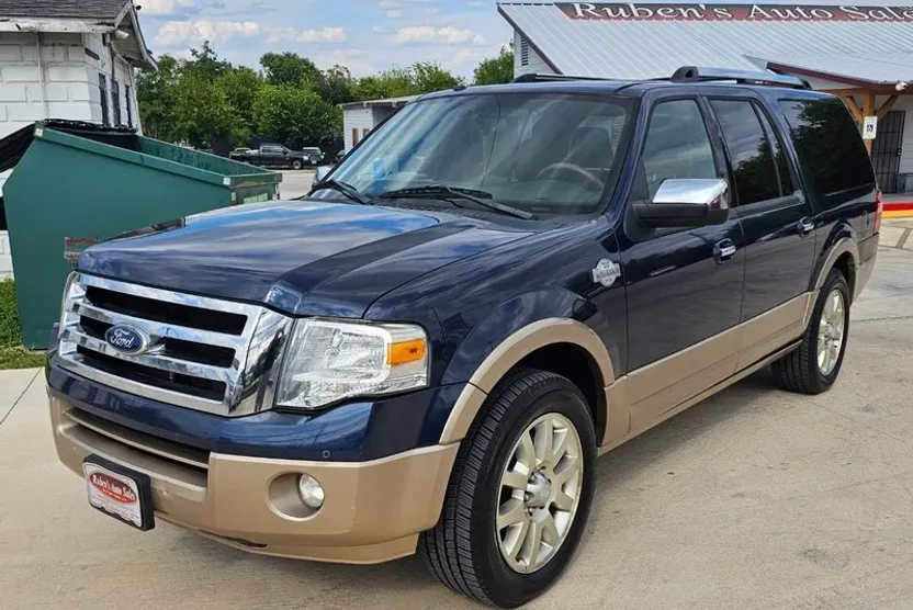 2013 Ford Expedition EL King Ranch photo 1