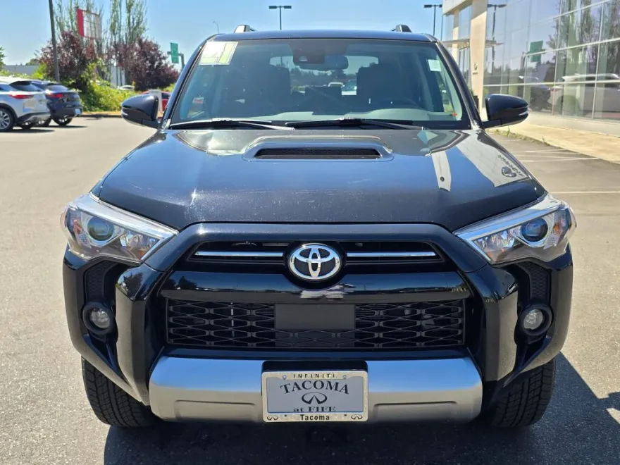 2021 Toyota 4Runner TRD Off-Road Premium photo 1