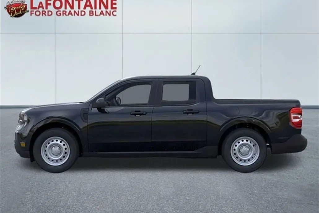 2025 Ford Maverick XL photo 1