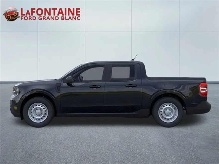 2025 Ford Maverick XL photo 1