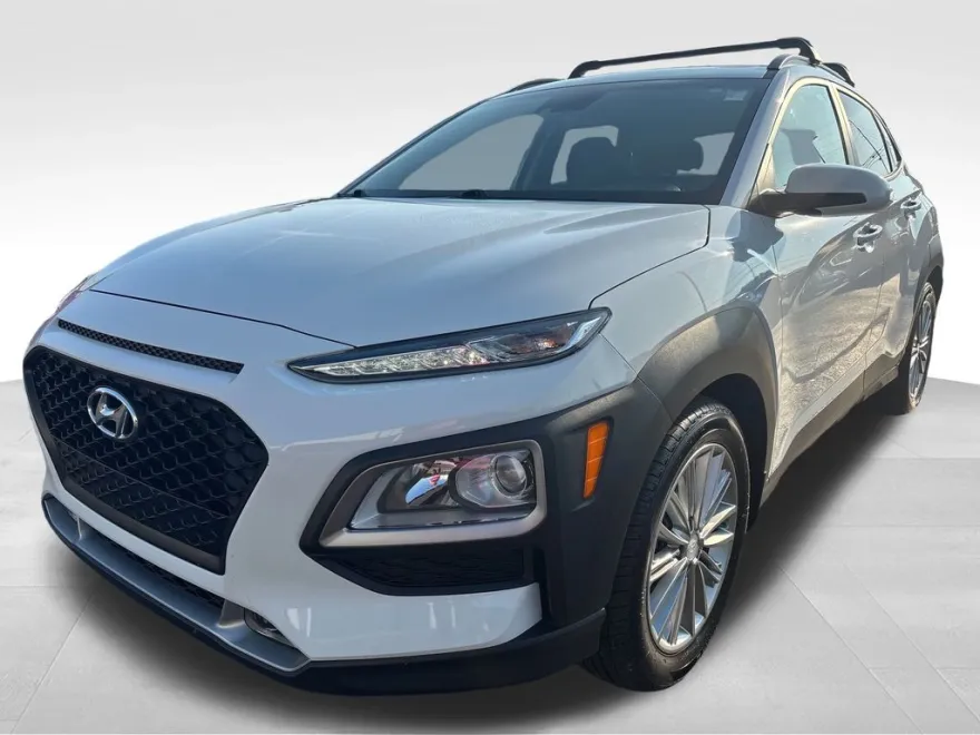 2020 Hyundai Kona SEL Plus photo 1