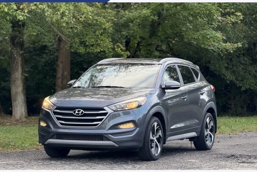 2018 Hyundai Tucson Sport photo 1