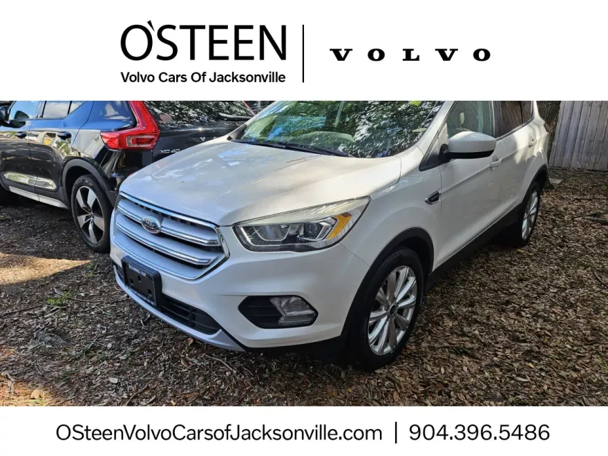 2019 Ford Escape SEL photo 1