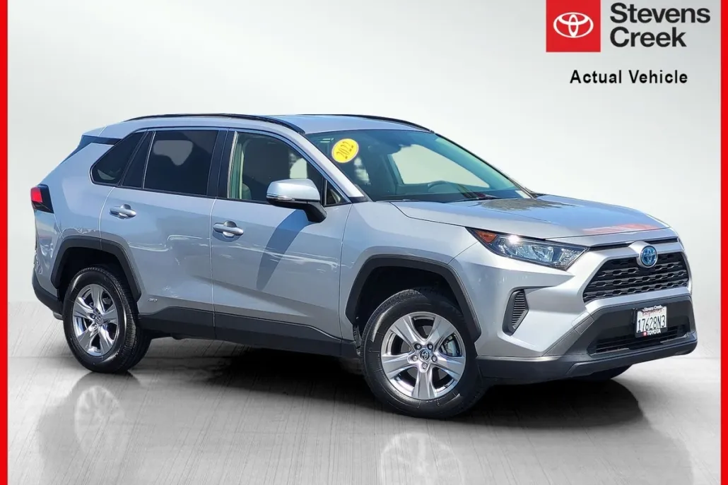 2022 Toyota RAV4 Hybrid LE photo 1