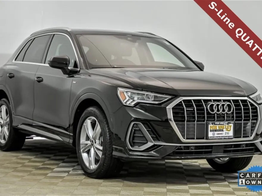 2022 Audi Q3 S line Premium Plus photo 1
