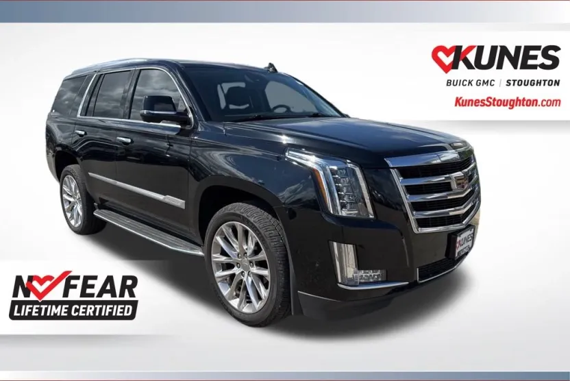 2020 Cadillac Escalade Luxury photo 1