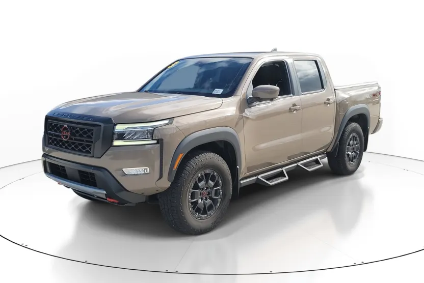 2023 Nissan Frontier Crew Cab PRO-4X photo 1