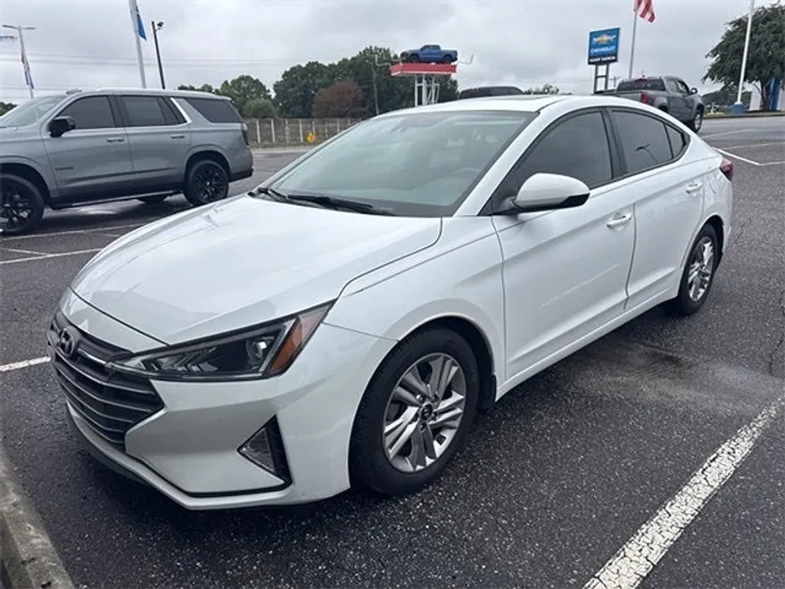 2020 Hyundai Elantra Value Edition photo 1