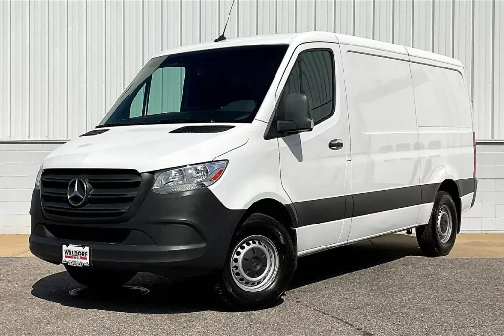 2021 Mercedes Benz Sprinter Cargo Van 144 WB photo 1