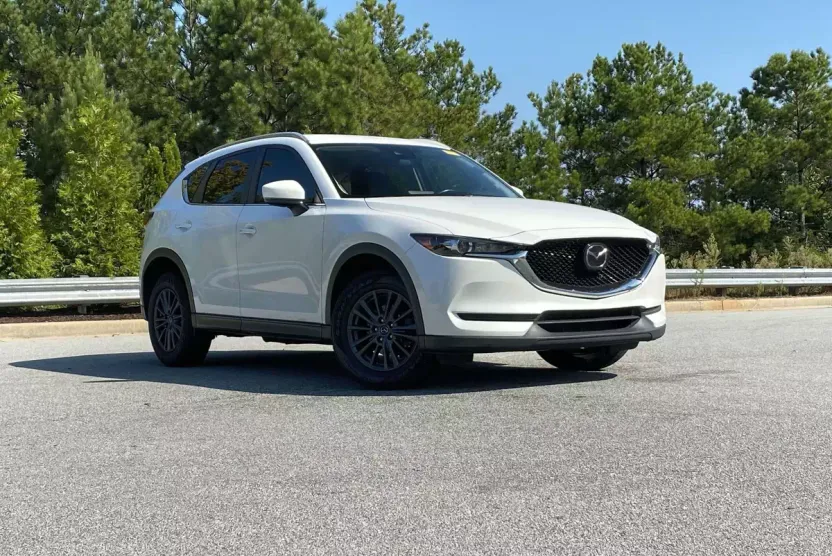 2020 Mazda CX-5 Touring photo 1