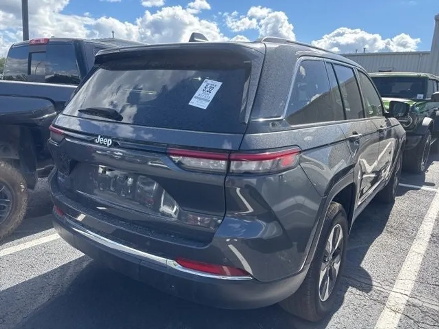 2024 Jeep Grand Cherokee Limited 4xe photo 1