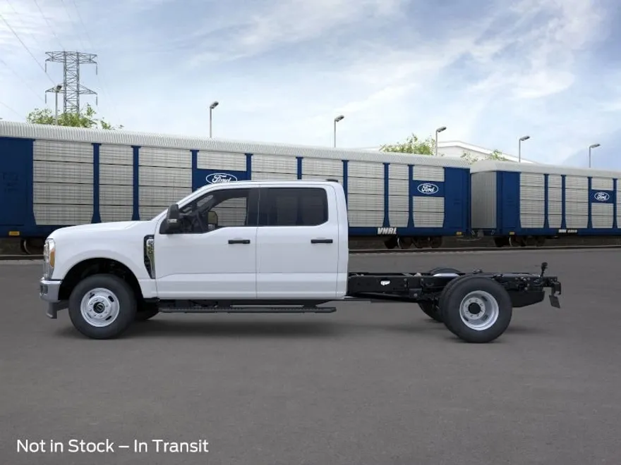 2026 Ford F-350 XL photo 1