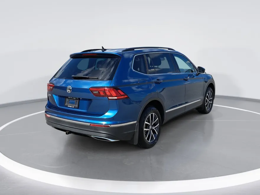 2020 Volkswagen Tiguan SE photo 1