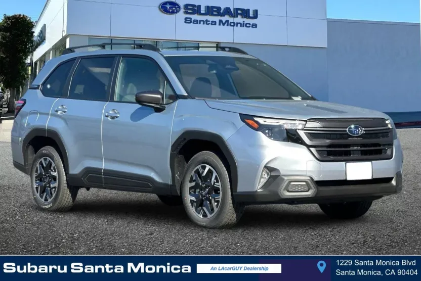 2025 Subaru Forester Premium photo 1