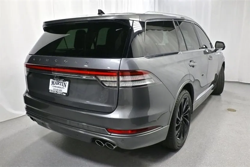 2021 Lincoln Aviator Reserve photo 1