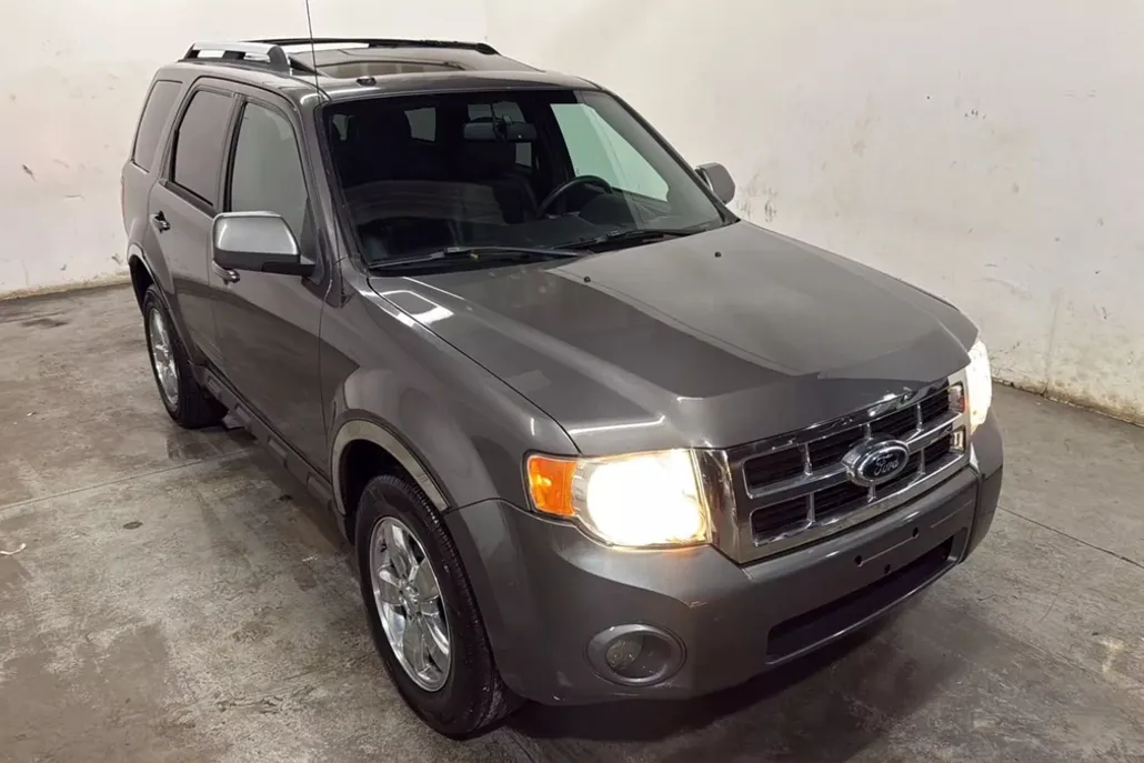 2012 Ford Escape Limited Sport photo 1