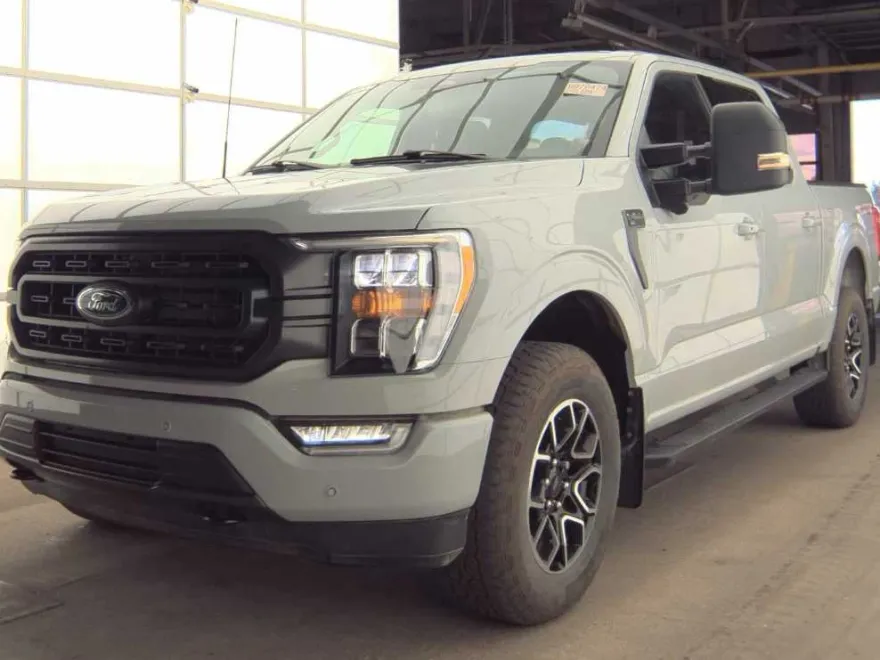 2023 Ford F-150 XLT photo 1