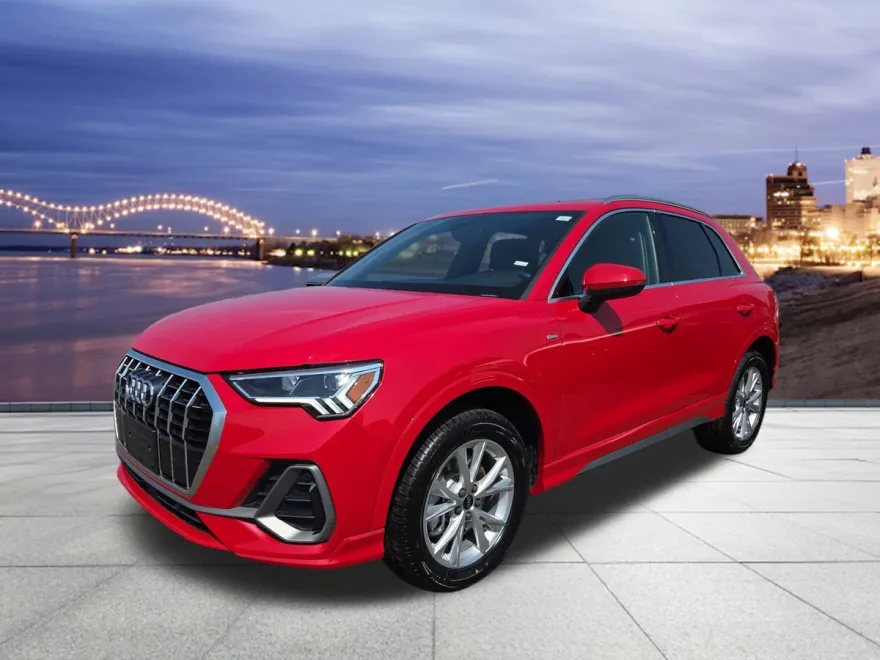 2023 Audi Q3 S line Premium photo 1