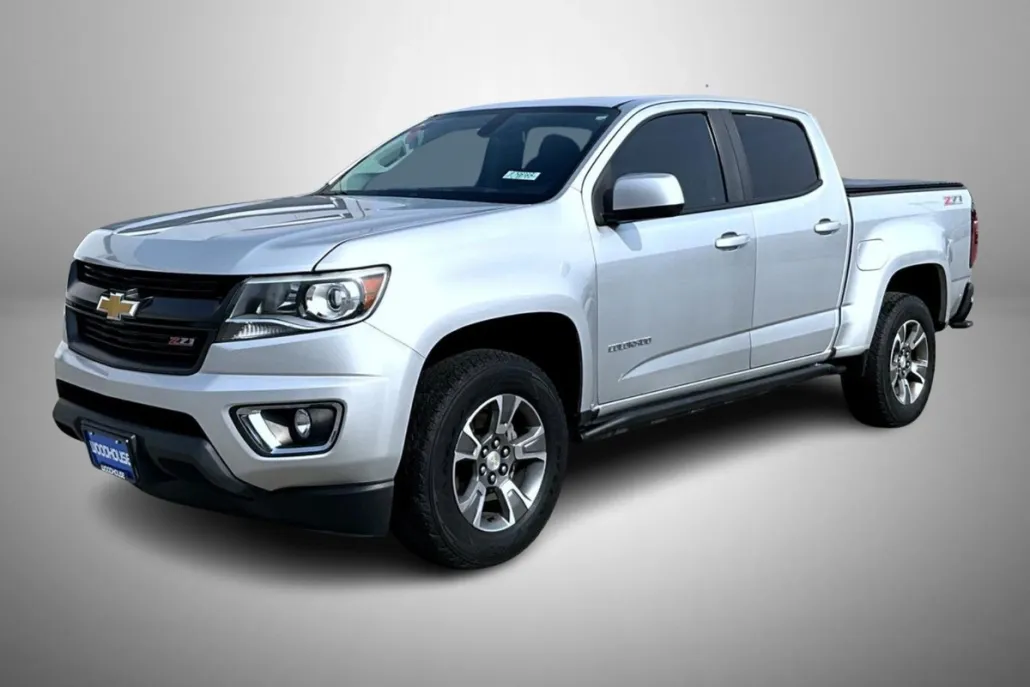 2017 Chevrolet Colorado Z71 photo 1