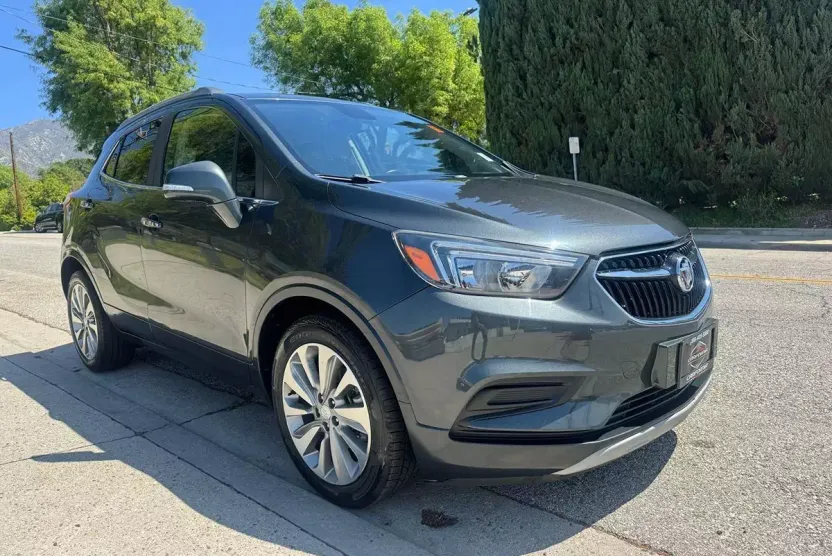 2018 Buick Encore Preferred photo 1