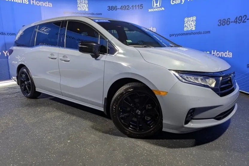 2024 Honda Odyssey Sport photo 1