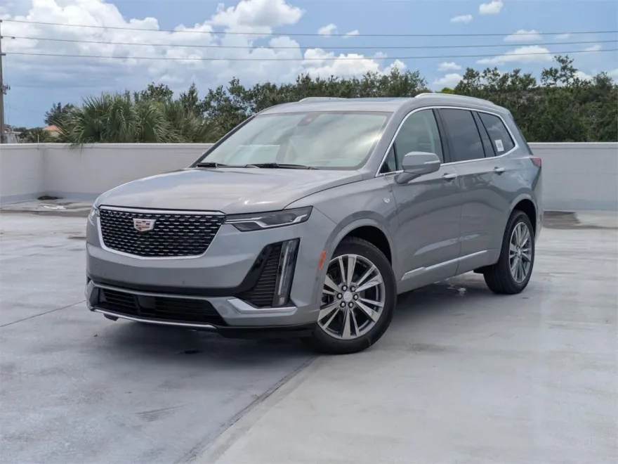 2025 Cadillac XT6 Premium Luxury photo 1