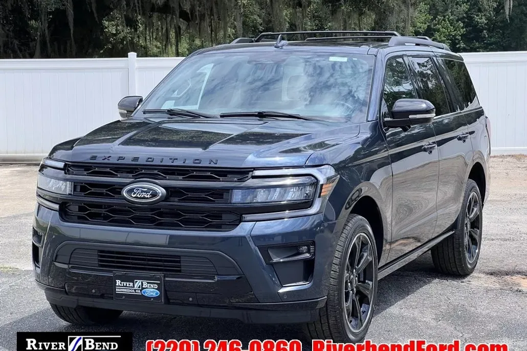 2024 Ford Expedition Limited photo 1