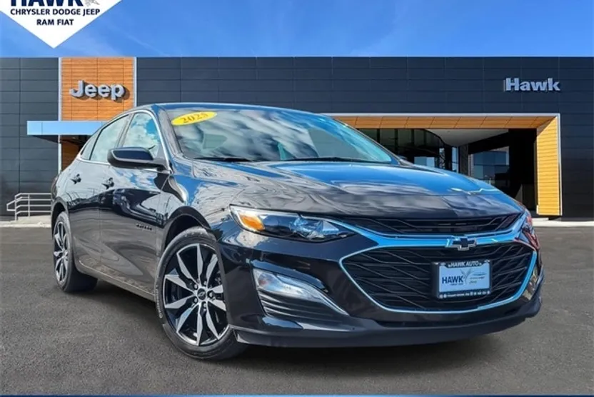 2025 Chevrolet Malibu RS photo 1