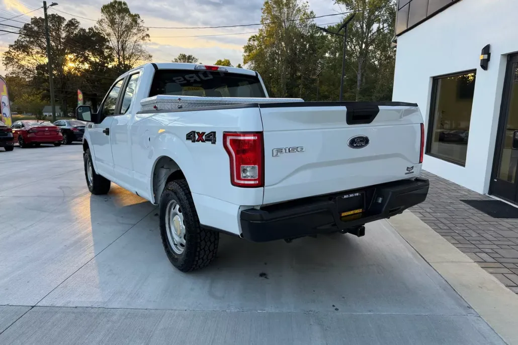 2016 Ford F-150 XL photo 1