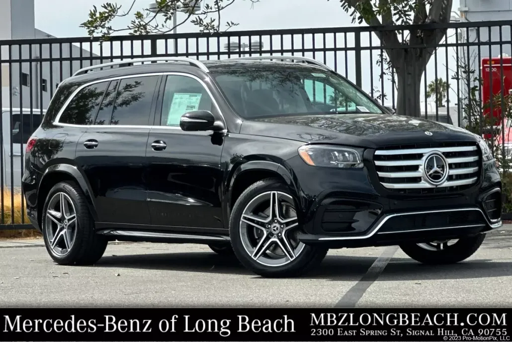 2026 Mercedes Benz GLS 450 4MATIC photo 1