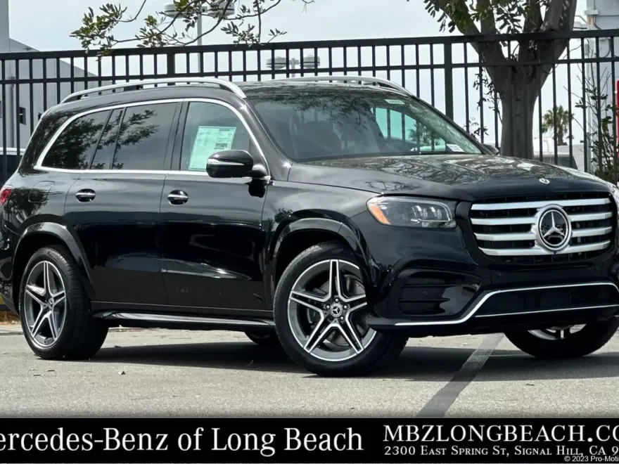 2026 Mercedes Benz GLS 450 4MATIC photo 1