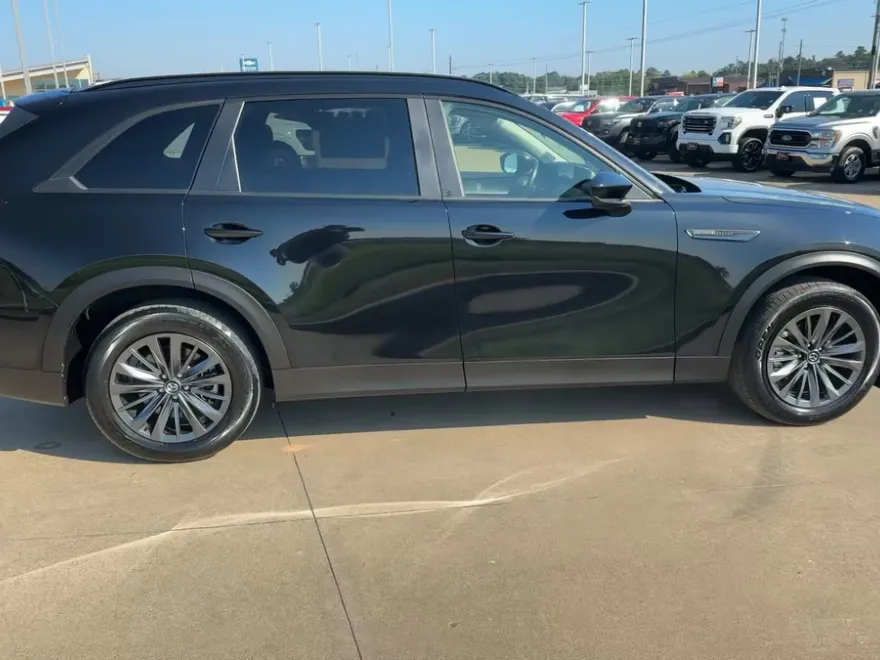 2025 Mazda CX-70 3.3 Turbo Preferred photo 1