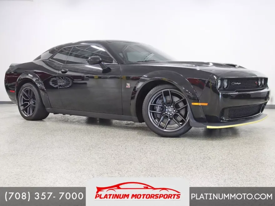 2020 Dodge Challenger R/T Scat Pack Widebody photo 1