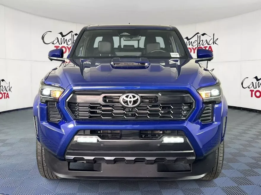 2024 Toyota Tacoma TRD Sport photo 1