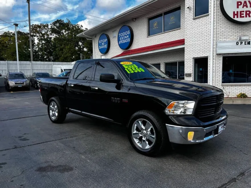 2015 Ram 1500 Big Horn photo 1