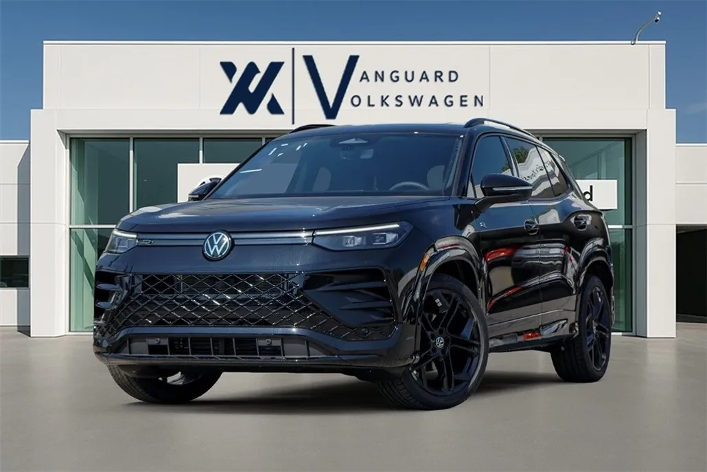 2025 Volkswagen Tiguan SE R-Line Black photo 1