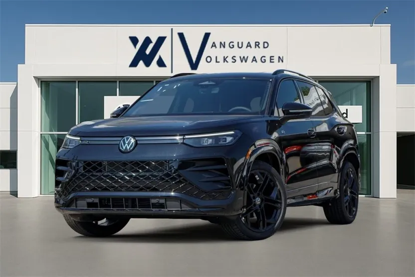 2025 Volkswagen Tiguan SE R-Line Black photo 1