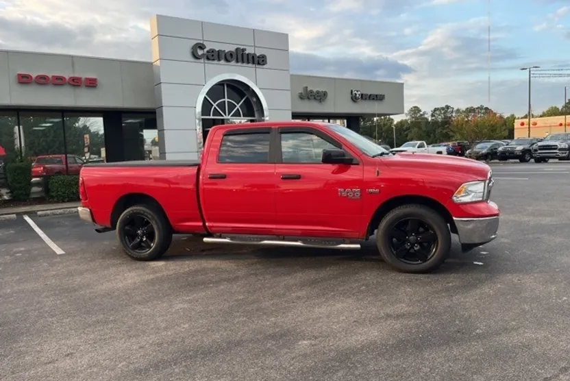 2019 Ram 1500 Classic SLT photo 1