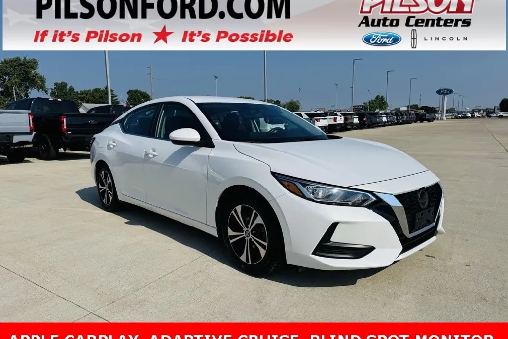 2022 Nissan Sentra SV photo 1